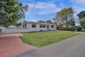 6020 SW 25th St, Miami, FL 33155, Sold 01/10/25