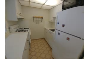 1305 W 53rd St APT 410, Hialeah, FL 33012, - MLS#A11681918