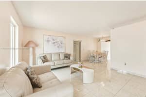19231 NW 50th Ave, Miami Gardens, FL 33055, Sold 01/15/25