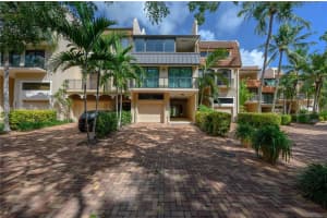 5990 Paradise Point Dr 5990 Palmetto Bay, FL 33157 - MLS#A11681970