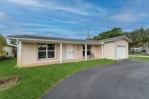 2230 N 54th Ave, Hollywood, FL 33021, Sold 04/22/25