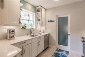 1008 NE 116th St, Biscayne Park, FL 33161, Sold 04/22/25
