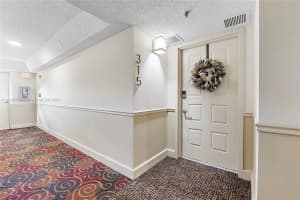 105 Lake Emerald Dr. 315 Oakland Park, FL 33309 - MLS#A11682050