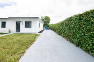 5416 SW 18th St, West Park, FL 33023, Sold 03/10/25
