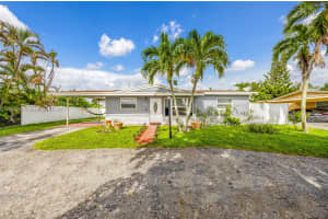 4281 SW 21st St, Fort Lauderdale, FL 33317, Sold 01/13/25