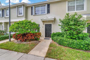 809 Kokomo Key Ln, Delray Beach, FL 33483, Sold 02/18/25