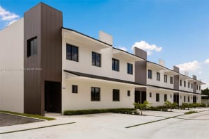 548 SW 7th St, Florida City, FL 33034, Sold 10/23/24