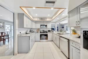 7944 Ramona St, Miramar, FL 33023, Sold 01/14/25