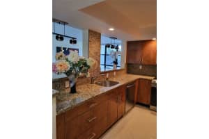 800 Parkview Dr APT 307, Hallandale Beach, FL 33009, Sold 03/12/25