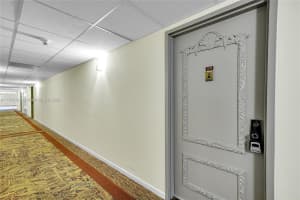 4350 Hillcrest Dr APT 205, Hollywood, FL 33021, Sold 02/13/25