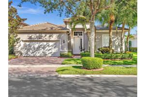 19469 S Whitewater Ave, Weston, FL 33332, Sold 03/18/25