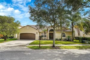 864 Verona Lake Dr, Weston, FL 33326, Sold 12/04/24