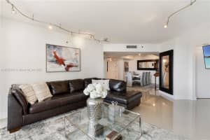 3600 Yacht Club Dr APT 803, Aventura, FL 33180, - MLS#A11682702