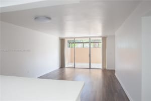 10975 SW 107th St APT 118, Miami, FL 33176, Sold 02/24/25