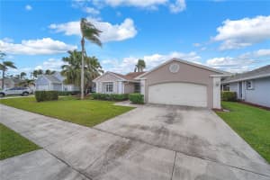 2550 SE 7th Pl, Homestead, FL 33033, Sold 01/17/25