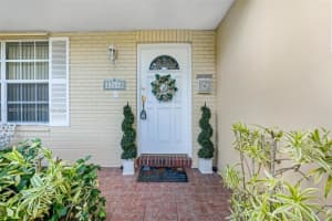 17640 SW 84th Ct, Palmetto Bay, FL 33157, Sold 11/27/24