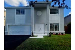1401 SW 97th Ave, Pembroke Pines, FL 33025, Sold 12/05/24