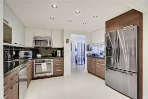 2500 Parkview Dr APT 410, Hallandale Beach, FL 33009, Sold 05/12/25