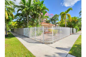 5021 SW 7th St, Coral Gables, FL 33134, Sold 12/19/24