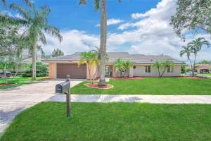 10460 SW 16th Pl, Davie, FL 33324, Sold 03/15/25