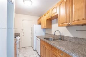 6904 N Kendall Dr APT F203, Pinecrest, FL 33156, Sold 12/06/24