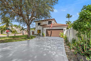 8261 NW 198th St, Hialeah, FL 33015, Sold 12/23/24