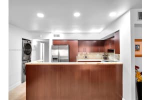 15545 Cairnryan Ct, Hialeah, FL 33014, Sold 12/30/24