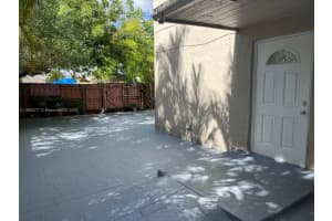 15645 SW 82nd Cir Ln APT 72, Miami, FL 33193, Sold 04/04/25