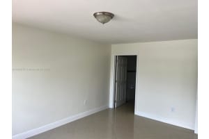 15645 SW 82nd Cir Ln APT 72, Miami, FL 33193, Sold 04/04/25