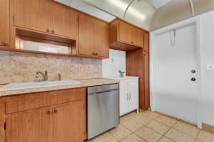 330 SE 2nd St APT 303F, Hallandale Beach, FL 33009, - MLS#A11683312