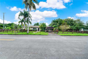 6306 SW 12th St, West Miami, FL 33144, Sold 12/04/24