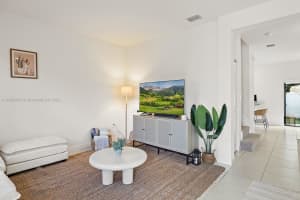 10561 W 32nd Ln, Hialeah, FL 33018, Sold 01/06/25