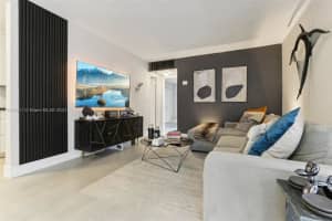 4620 NW 79th Ave APT 1C, Doral, FL 33166, Sold 01/14/25