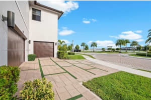 9121 NW 161st Terrace, Miami Lakes, FL 33016, Sold 04/03/25