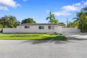 11460 Douglas Dr, Miami, FL 33176, Sold 01/31/25