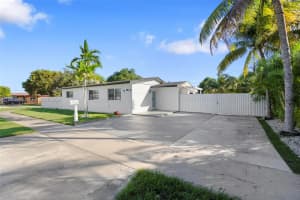 11460 Douglas Dr, Miami, FL 33176, Sold 01/31/25
