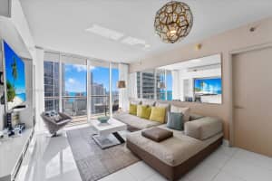 475 Brickell Ave APT 5113, Miami, FL 33131, - MLS#A11683608
