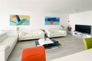 800 Parkview Dr APT 708, Hallandale Beach, FL 33009, - MLS#A11683623