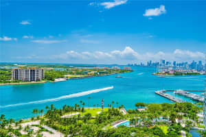 300 S Pointe Dr 2102, Miami Beach