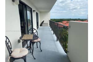 77 Crandon Blvd APT 9E, Key Biscayne, FL 33149, Sold 01/10/25