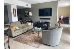 77 Crandon Blvd APT 9E, Key Biscayne, FL 33149, Sold 01/10/25