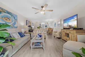 87200 Overseas Hwy Apartment P8, Islamorada, FL 33036, Sold 01/24/25