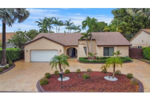 5434 SW 151st Pl, Miami, FL 33185, Sold 03/14/25
