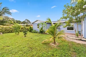 1240 Stardust, North Lauderdale