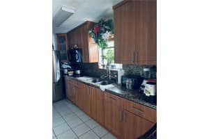 6579 W 22nd Ln, Hialeah, FL 33016, Sold 12/23/24