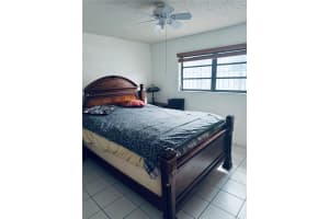 6579 W 22nd Ln, Hialeah, FL 33016, Sold 12/23/24