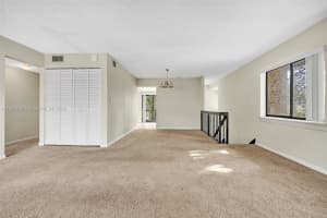 66 Wimbledon Lakes Dr, Plantation, FL 33324, - MLS#A11684154