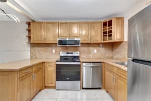 9300 SW 8th St APT 301, Boca Raton, FL 33428, Sold 12/30/24