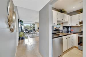 5103 NW 35th St APT 506, Lauderdale Lakes, FL 33319, - MLS#A11684195