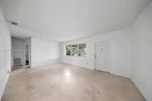 1445 W 5th Ln, Hialeah, FL 33010, Sold 12/09/24